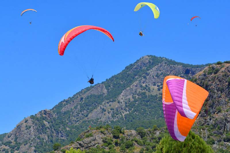 idee-cadeau-fete-des-meres-parapente-sensations-fortes