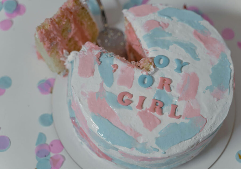 gender reveal gateau