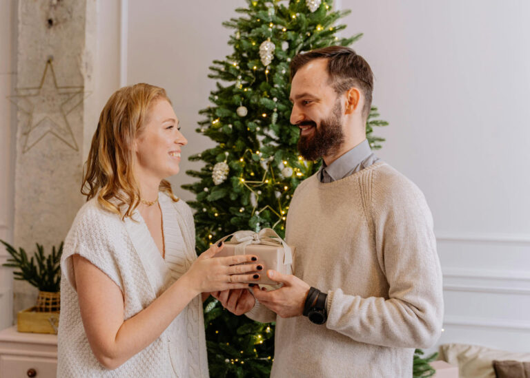 Offrez l’inattendu : idées de dernière minute de cadeaux de Noël pour lui