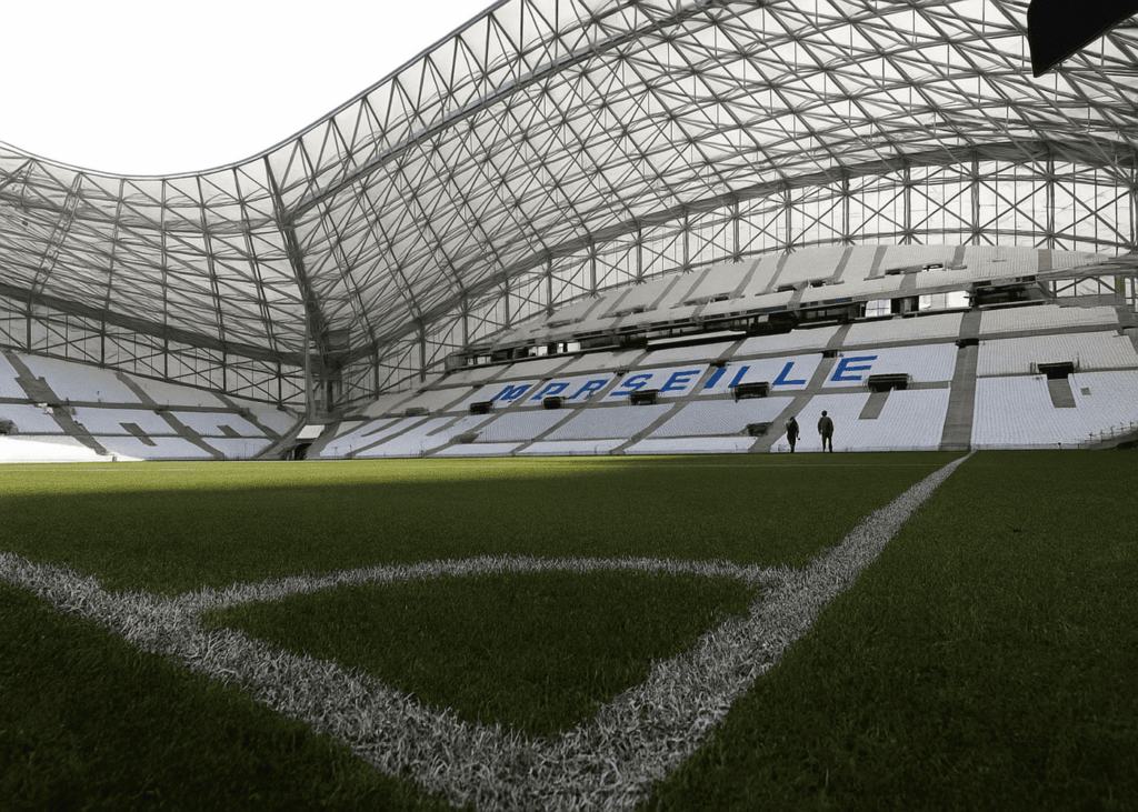 bord-de-pelouse-velodrome-marseille-foot