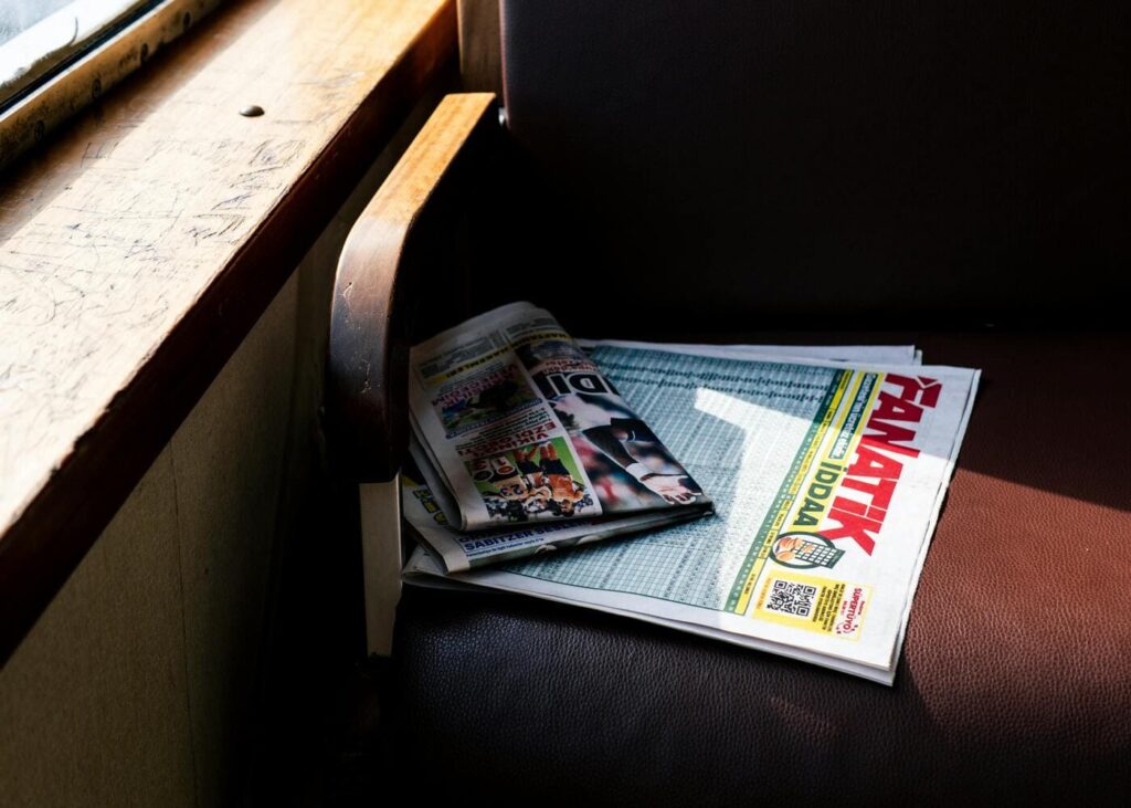 magazine-foot