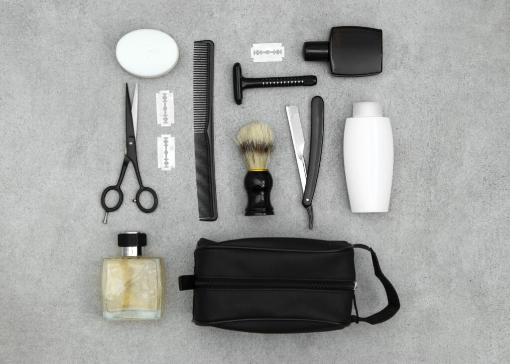 vue-du-dessus-de-produits-de-soin-pour-barbe