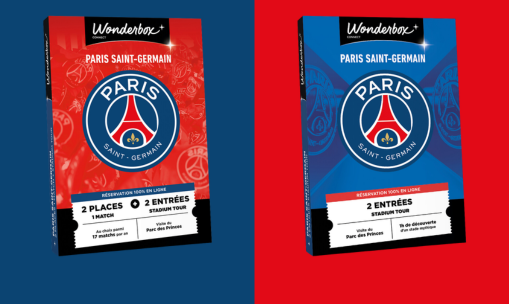 supporter-avec-bras-leves-dans-stade