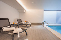 Essence Inn Marianos Hotel