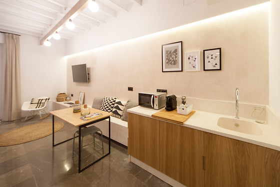 WELLDONE APARTMENTS - photo 8