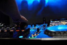 Centro i4DJ