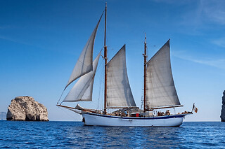 Croisière soleil couchant en vieux gréement depuis Marseille (13)