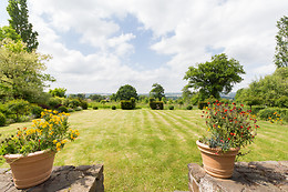 Arts in the Garden