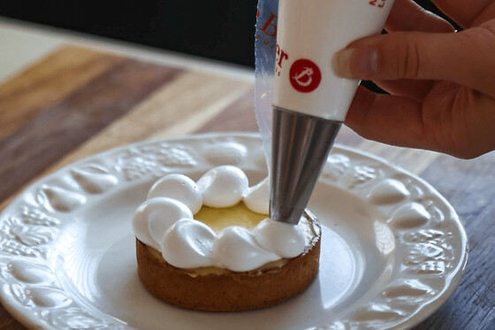 Cours de pâtisserie spécial meringue à Paris 11ème - Tarif adulte - 3h