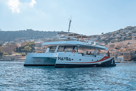 Demi-journée croisière en catamaran au départ de Nice