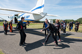 Un saut en parachute en tandem - Skydive Maubeuge - Vieux-Reng (59)