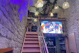 Wonderland Brunchy