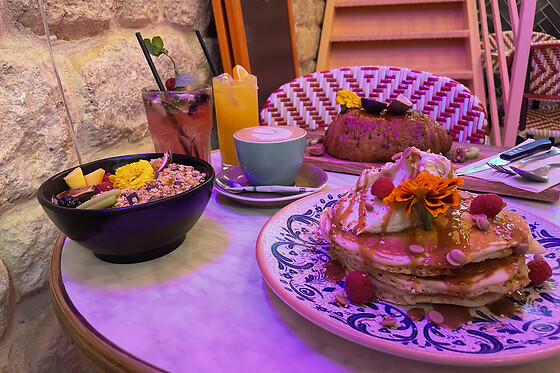 Wonderland Brunchy - photo 1