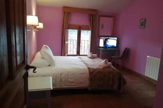 HOTEL RÍO ESCABAS - photo 1