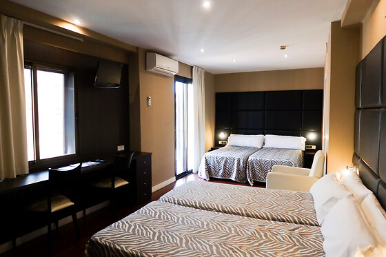 HOTEL BENETUSSER - photo 12