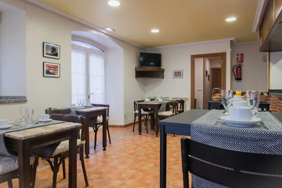 HOTEL Y APARTAMENTOS LA LONJA - photo 5