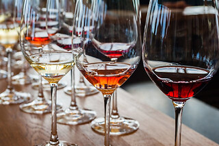 Cours d'œnologie "Initiation à la dégustation de vin" à Valbonne - Offre Duo