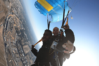 Saut en parachute en tandem proche d'Angers (72) - Période orange