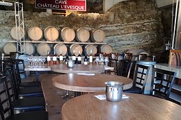 Le Château l'Evesque