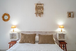 HOTEL LOS NAREJOS