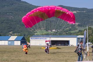 Saut en parachute en tandem - Paradrenalin' - Tallard (05)
