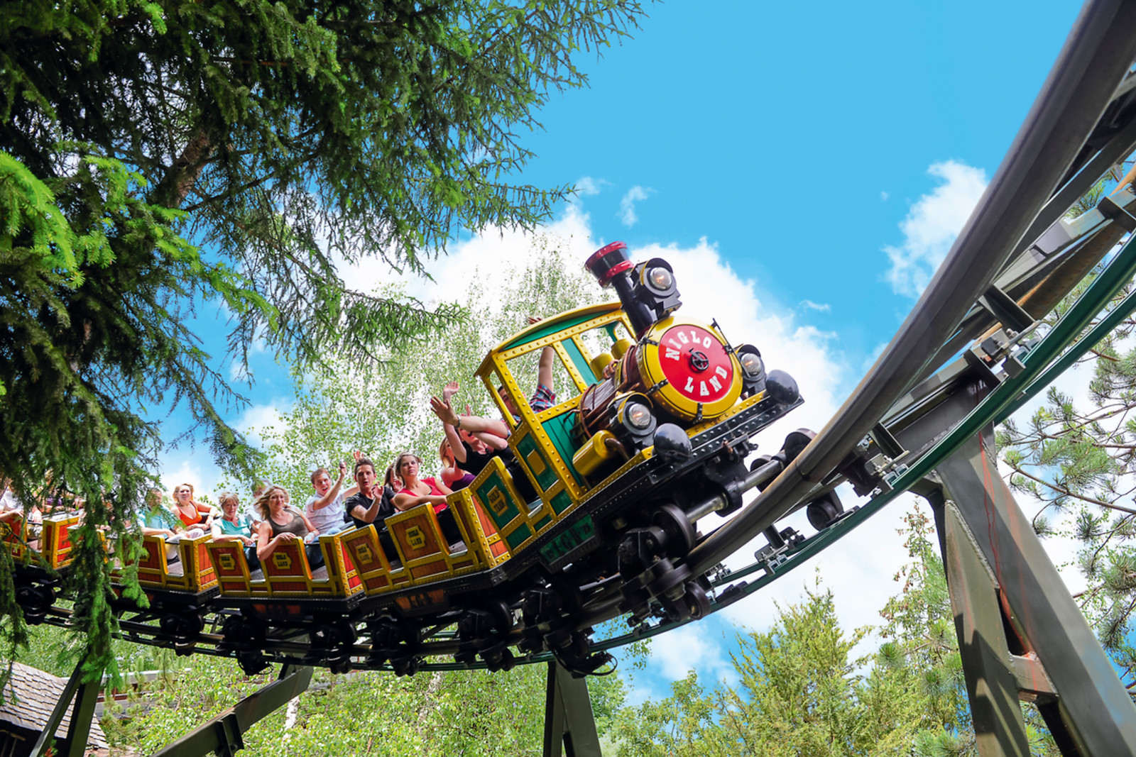 Entrée au parc d'attractions en famille - Nigloland - Dolancourt (10