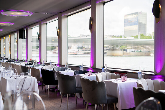 Un repas croisière pour deux à bord du Diamant Bleu à Paris (75016)