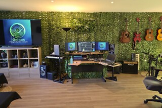 Une séance de doublage en studio seul(e) ou en groupe - Studio Ωni-son (Ohmni-son) - Orliénas (69)
