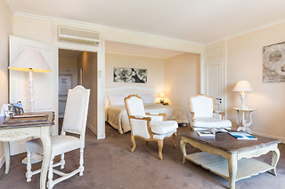 Un séjour gourmand en duo à La Bastide de Tourtour Hôtel et Spa à Tourtour (83)
