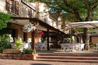 Un séjour pour deux à L'Auberge Aux portes de Conques à Saint-Cyprien-sur-Dourdou (12)