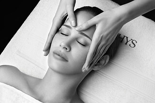 Un massage du corps personnalisé et une expérience vip pour deux à L'Institut Sothys à Paris (75008)