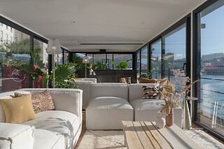 Un séjour bien-être en duo à La Péniche "Bed And Bicycle" - Vienne à Sainte-Colombre (69)