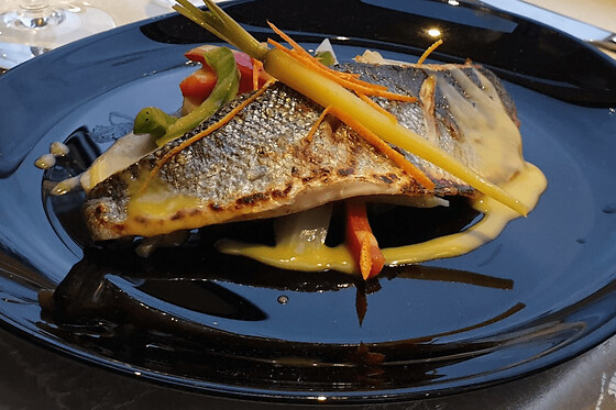 Dîner croisière Prestige sur la Seine  - Adulte hors boissons