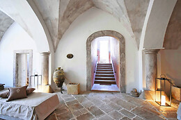 Palazzo Castriota Scanderberg