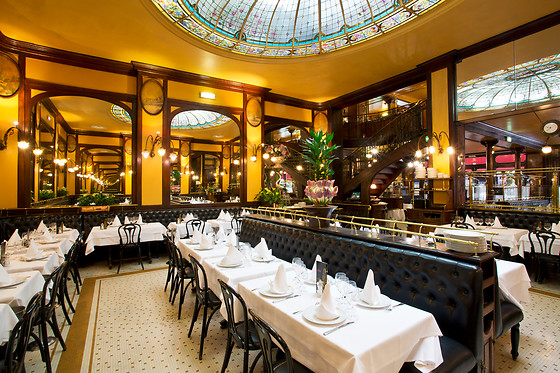 Tables mythiques parisiennes