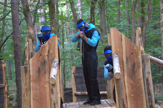 Paintball en extérieur à Bruyères-le-Châtel (91)