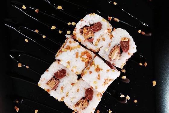 Yammy Sushi - photo 3