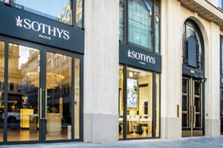 Un massage du corps personnalisé et une expérience vip pour deux à L'Institut Sothys à Paris (75008)