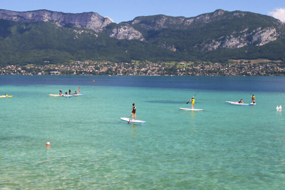 Location de Stand-Up Paddle sur le lac d'Annecy - Demi-journée - 5/6h
