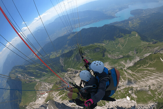 Vol ascendance en parapente au col de la Forclaz (74) - Vol Ascendance