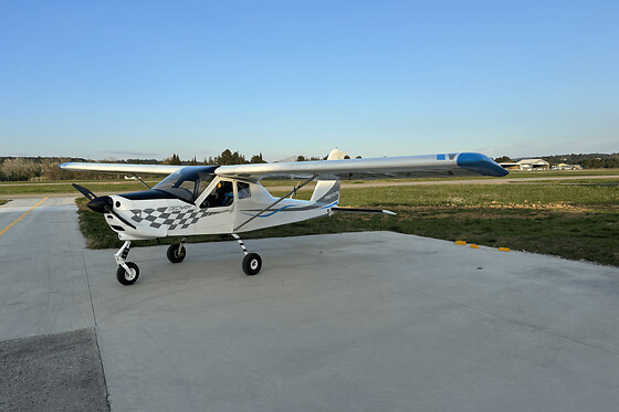 Initiation au pilotage d'ULM multi-axe au Castellet (83) - Vol de 40 min