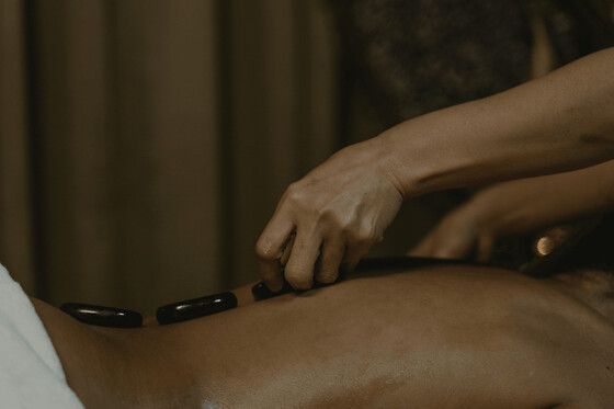 Massage pierres chaudes à L’Hay-les-Roses (94)
