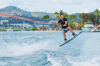 Wakeboard dans la Baie du Marin en Martinique (972)