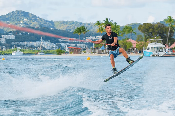 Wakeboard dans la Baie du Marin en Martinique (972)