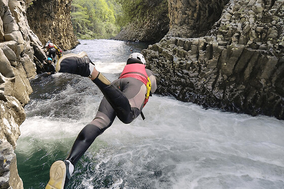Canyoning dans la rivière des Roches à St Benoit (974)