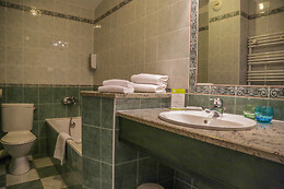 Aléria Hôtel Atrachjata