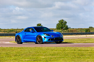 Pilotage Alpine A110S (5 tours) sur le Circuit d'essai de Montlhéry (91)