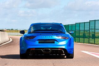 Pilotage Alpine A110S (5 tours) sur le Circuit d'essai de Montlhéry (91)