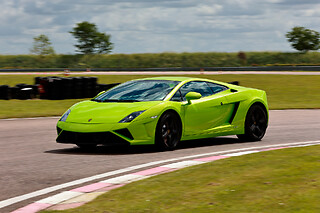 Pilotage Lamborghini Gallardo LP-560 (3 tours) sur le Circuit de Mettet (B)