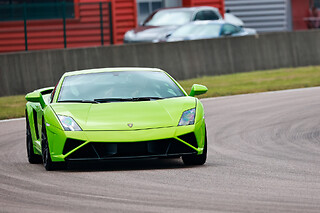 Pilotage Lamborghini Gallardo LP-560 (3 tours) sur le Circuit de Mettet (B)